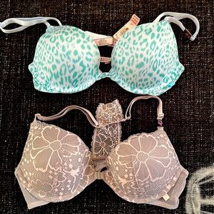 2 New Victoria Secret Push-Up Bras 34B NWT